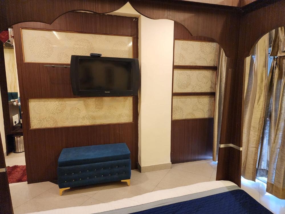 Room image 3