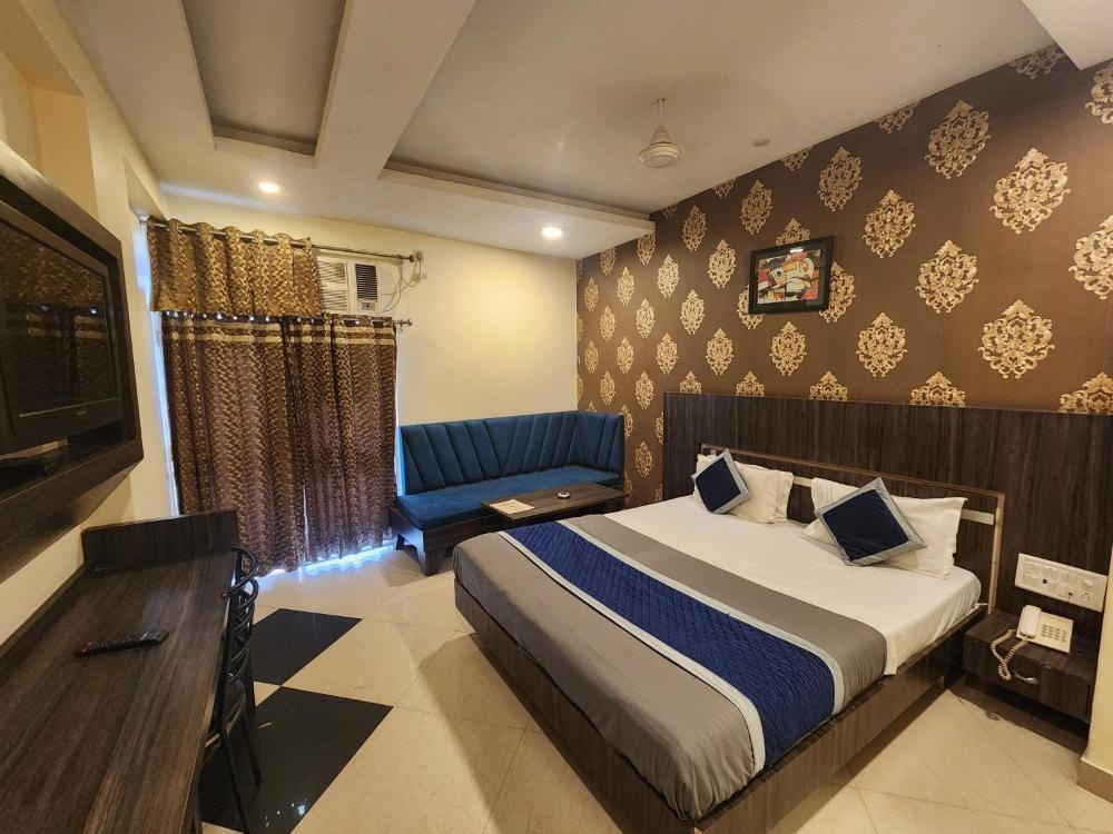 Room image 3