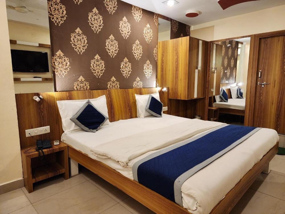 Room 4