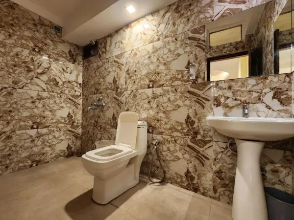 Hotel Savera 7